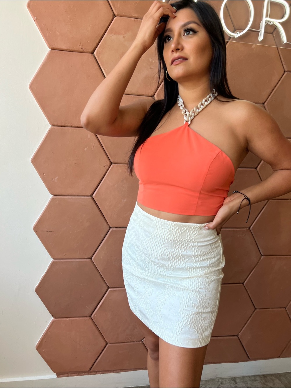 DO+BE Coral Halter Chain-Detail Crop Cami
